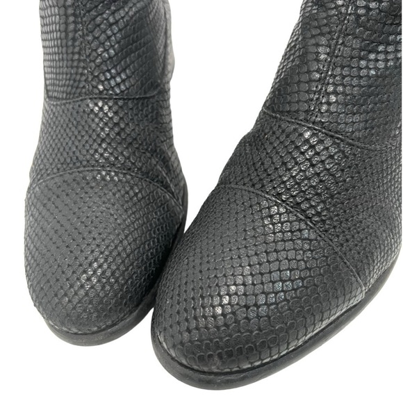 Billi Bi Copenhagen Black Leather Snake Print Almond Toe Casual Booties Women 40 - Picture 7 of 15